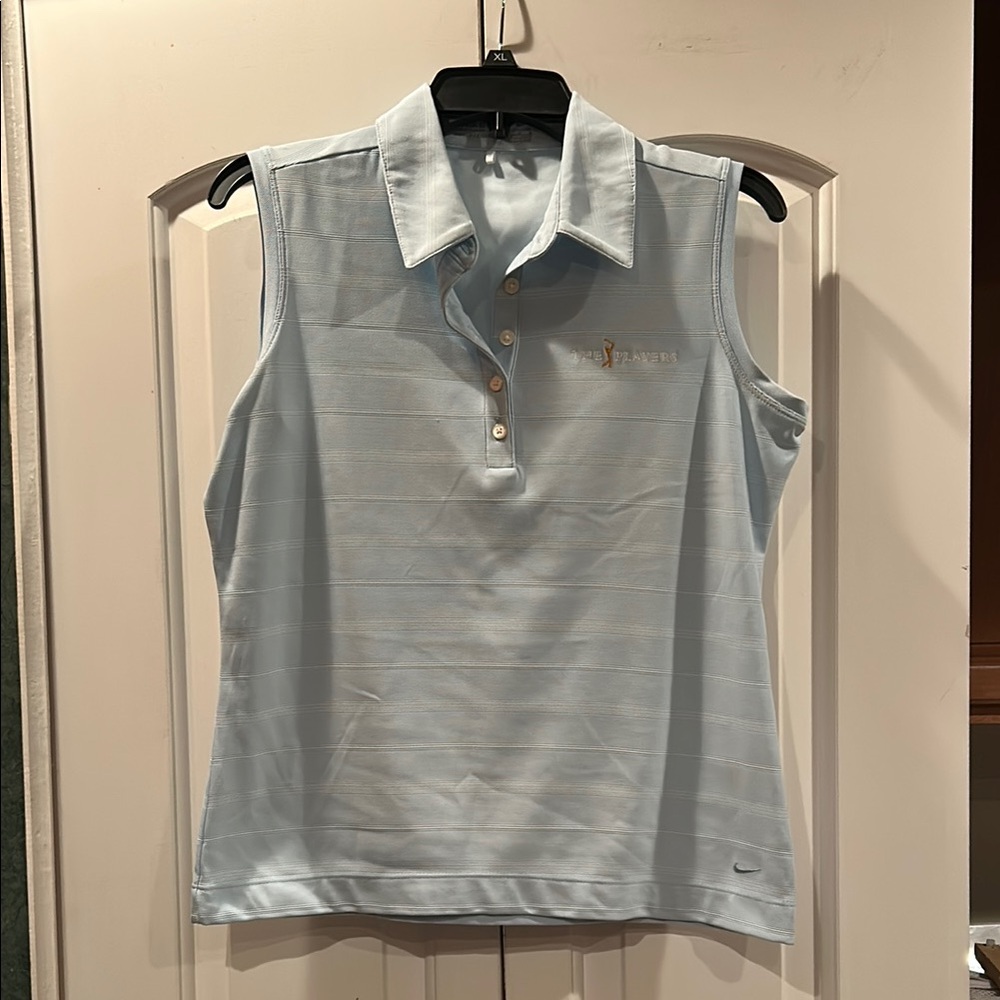 Nike Gray Sleeveless Button Down Tank Top